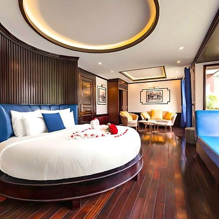 Le Journey Elegance Cruise Hotell Ha Long Exteriör bild