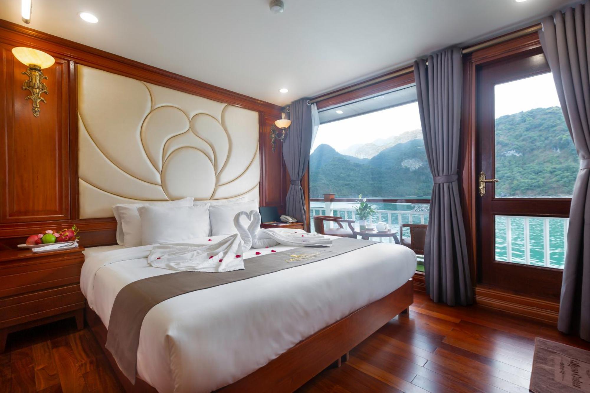 Le Journey Elegance Cruise Hotell Ha Long Exteriör bild