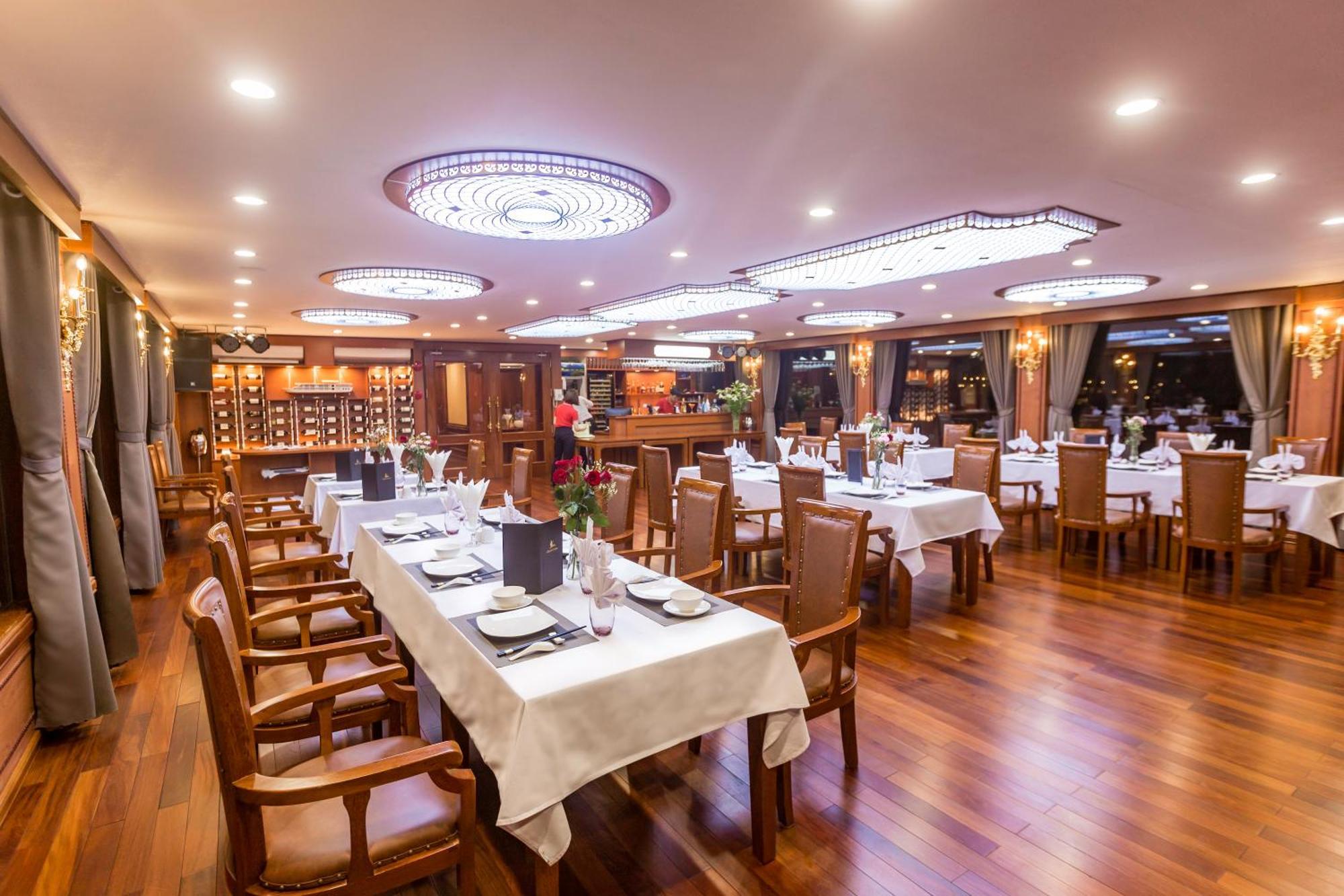 Le Journey Elegance Cruise Hotell Ha Long Exteriör bild