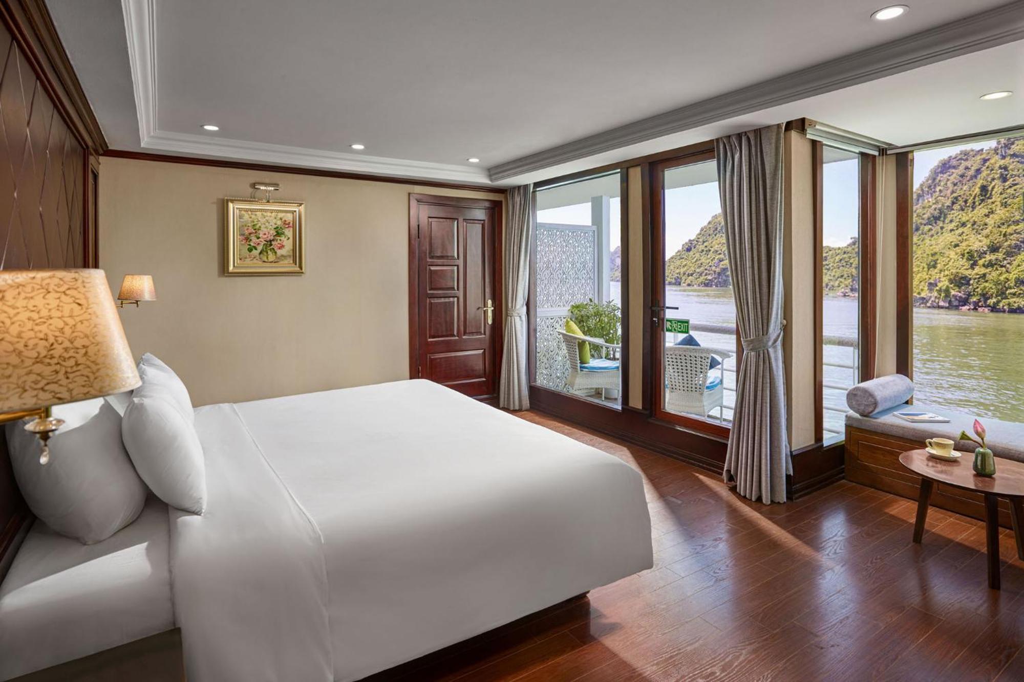 Le Journey Elegance Cruise Hotell Ha Long Exteriör bild