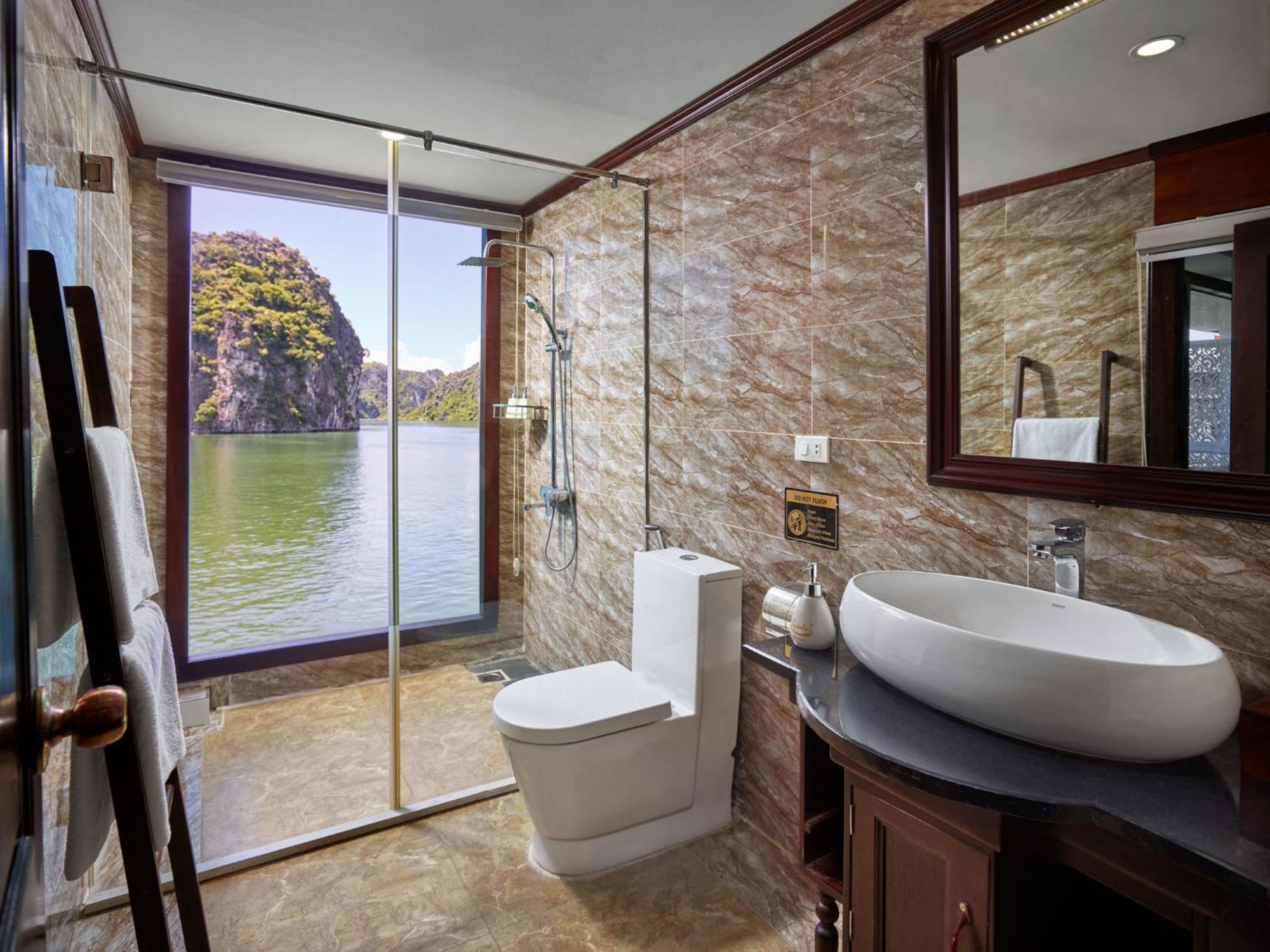 Le Journey Elegance Cruise Hotell Ha Long Exteriör bild