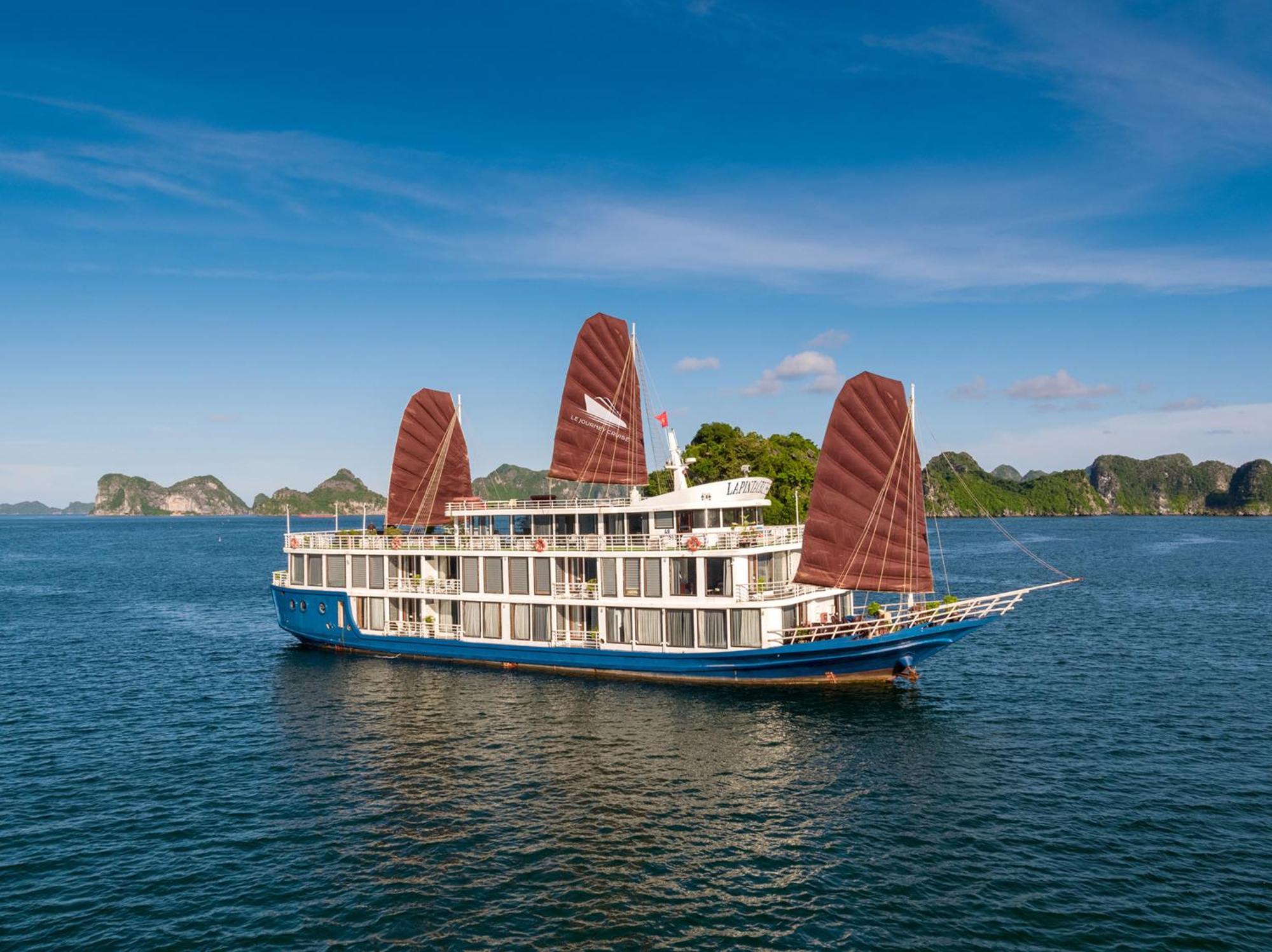 Le Journey Elegance Cruise Hotell Ha Long Exteriör bild
