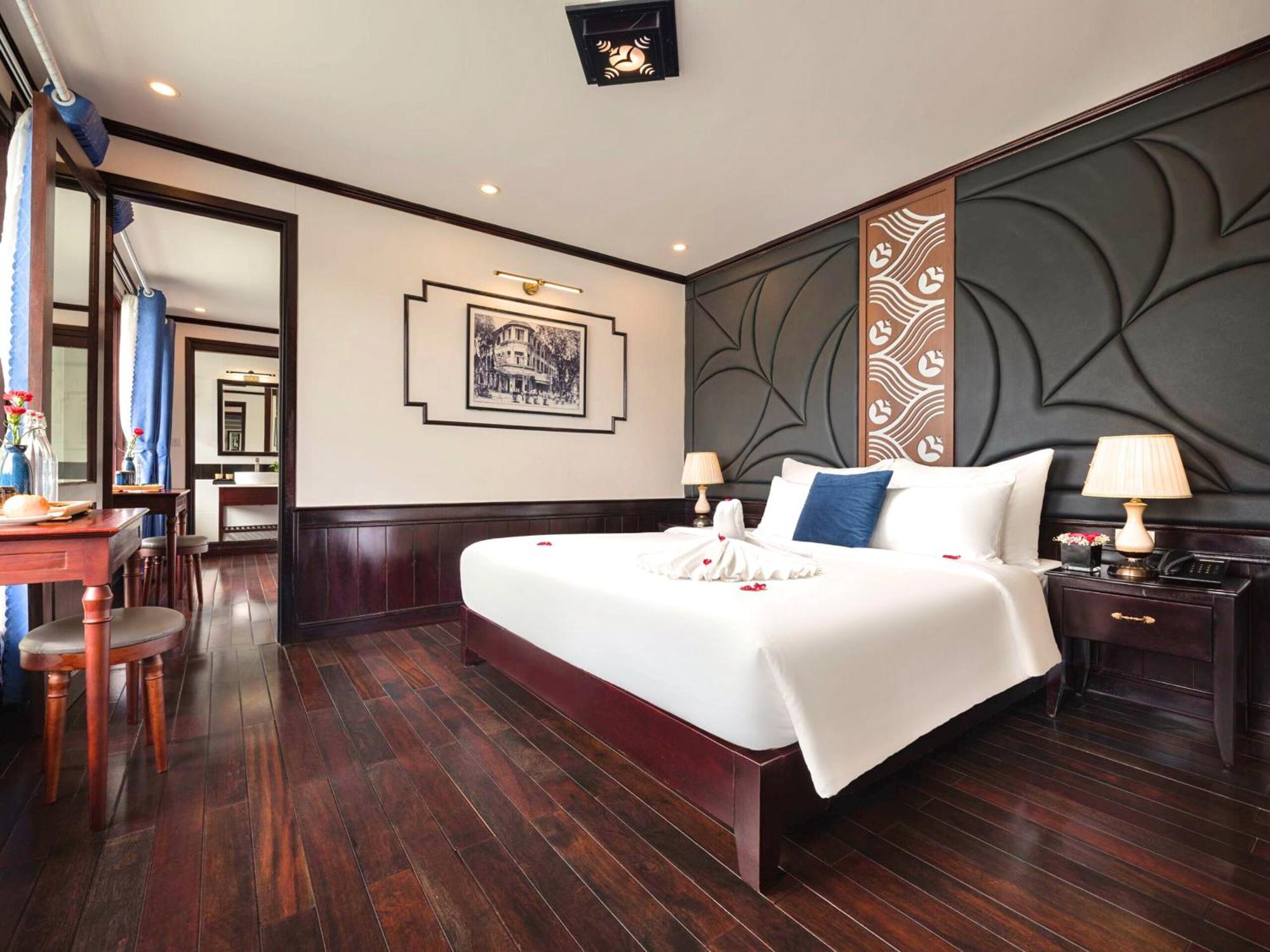 Le Journey Elegance Cruise Hotell Ha Long Exteriör bild