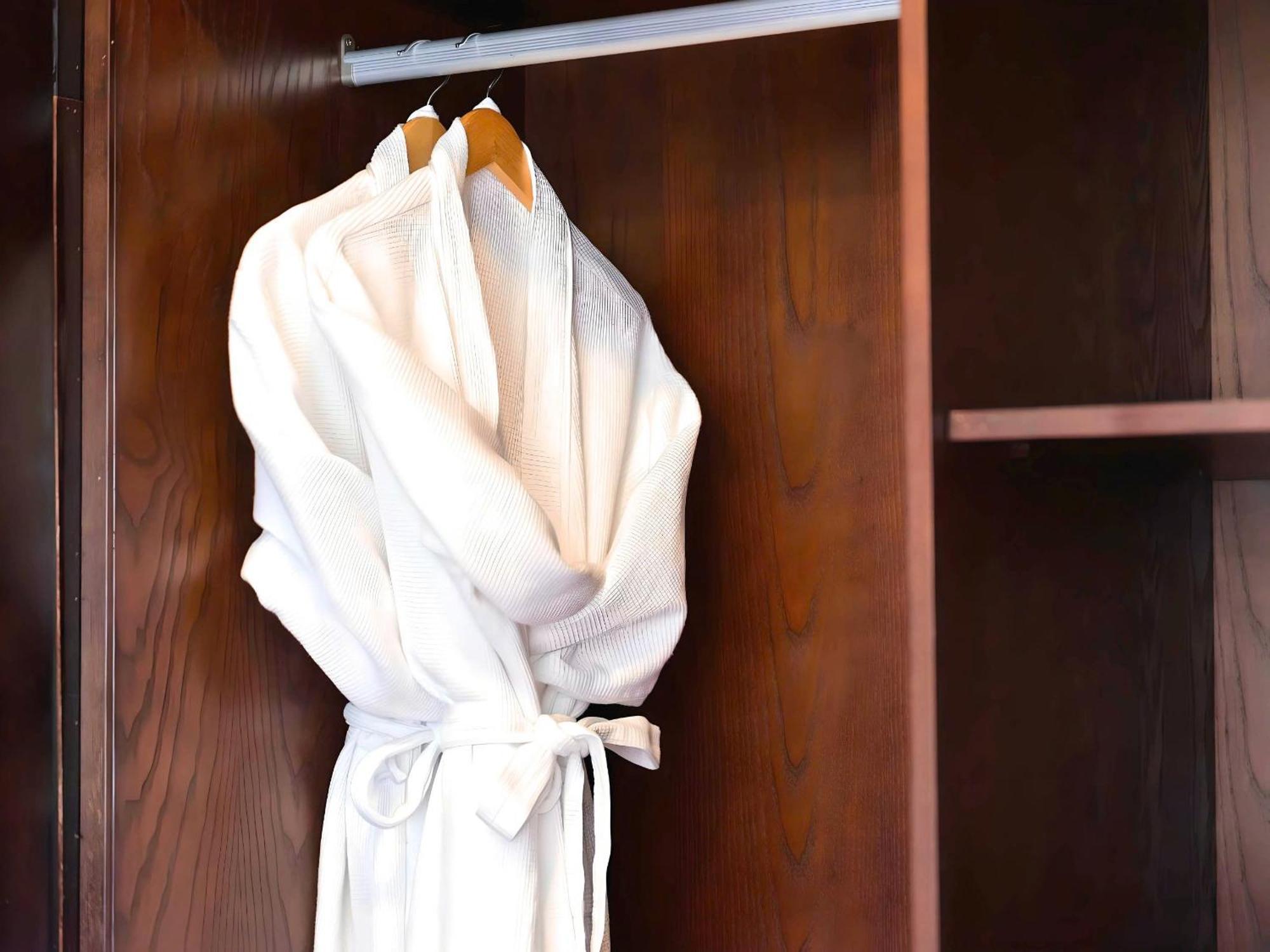 Le Journey Elegance Cruise Hotell Ha Long Exteriör bild